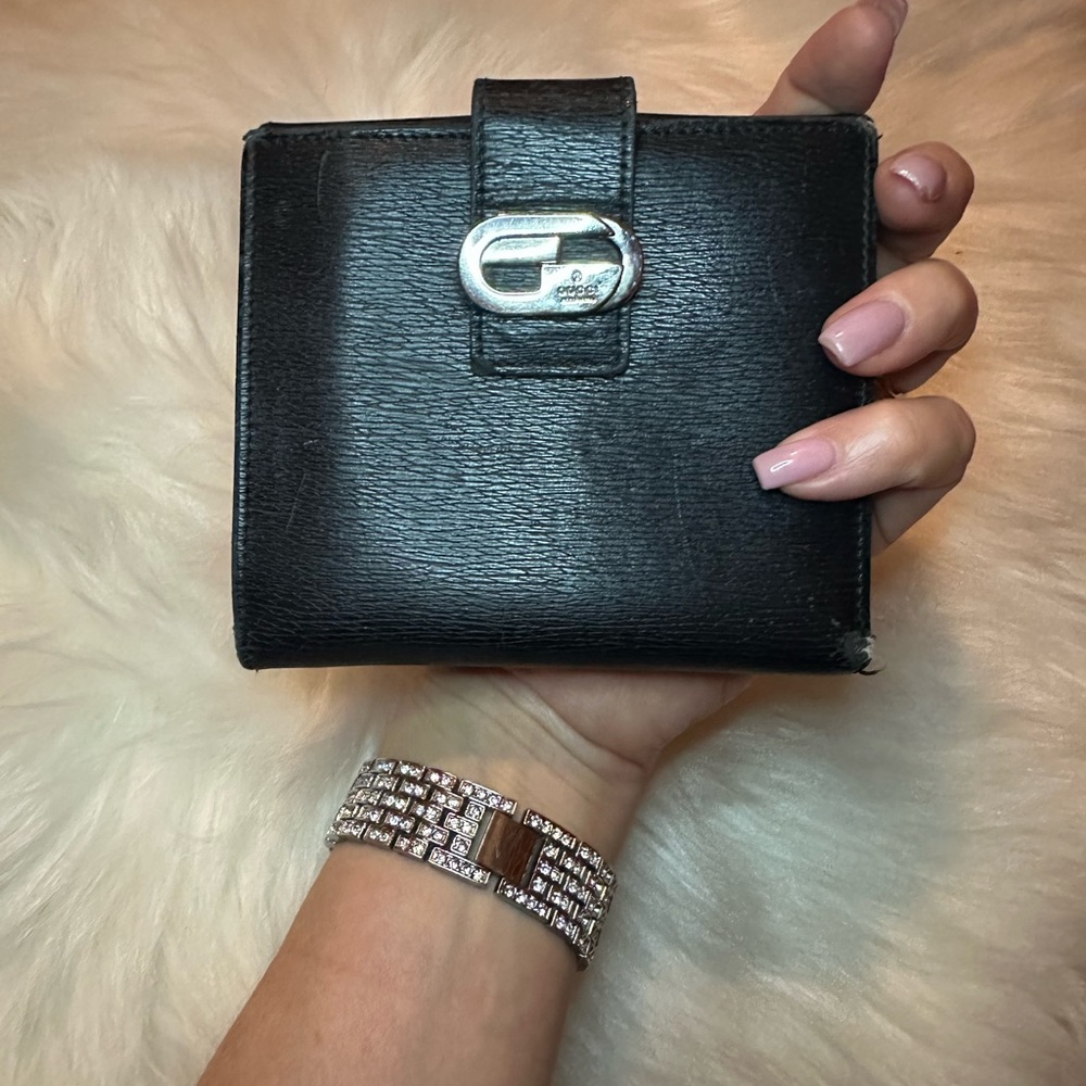Vintage Tom Ford for Gucci Bifold Black Leather Wallet - Metal Snap Closure GG